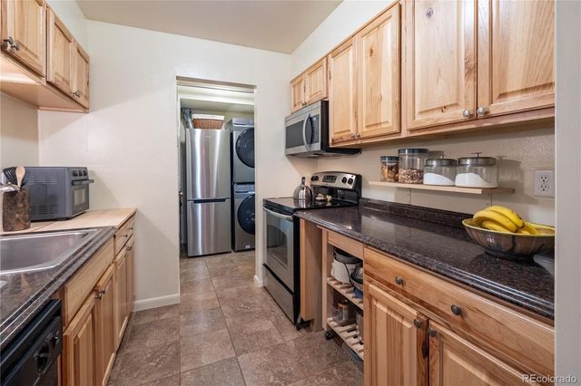 7995 E Mississippi Avenue F4, Denver, CO 80247