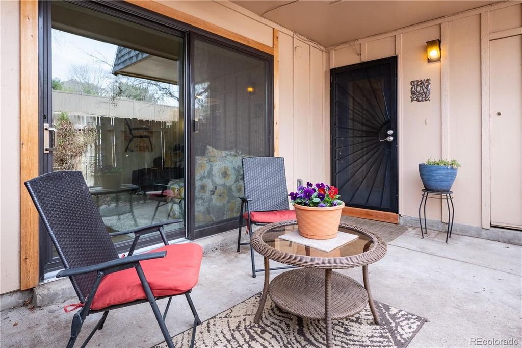 7995 E Mississippi Avenue F4, Denver, CO 80247