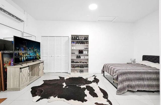 12735 SW 211th St 1, Miami, FL 33177