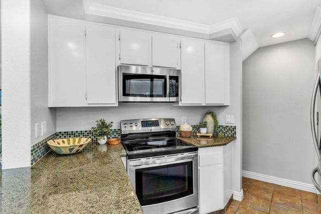 2277 Caminito Pescado 75, San Diego, CA 92107