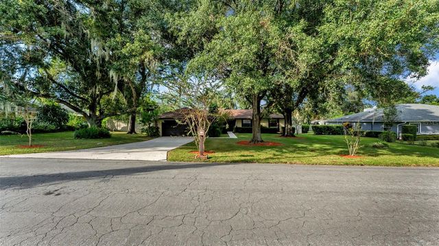1820 E POLLOCK ROAD, Lakeland, FL 33813