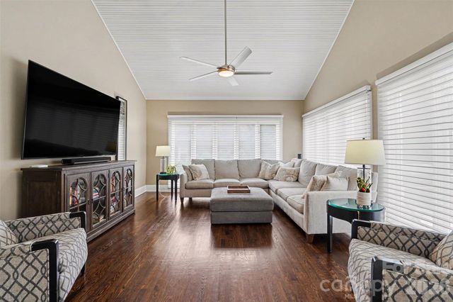 2035 Valencia Terrace, Charlotte, NC 28226