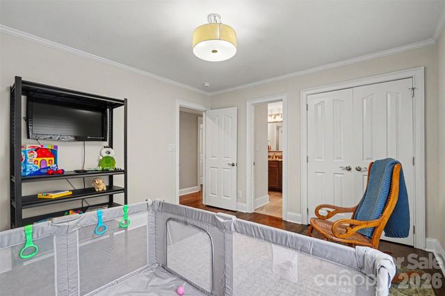2035 Valencia Terrace, Charlotte, NC 28226