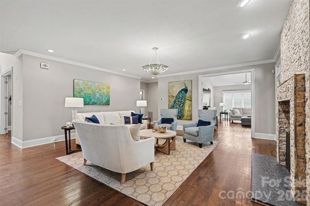 2035 Valencia Terrace, Charlotte, NC 28226