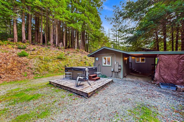 220 Madrone Road, Weott, CA 95571