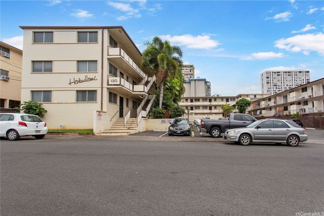 1120 Hassinger Street 207, Honolulu, HI 96822