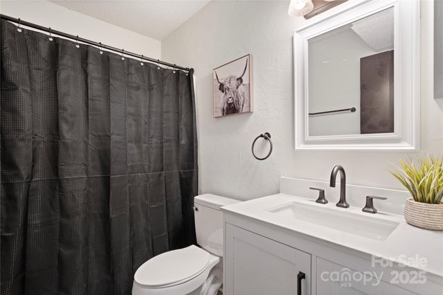 11123 Harrowfield Road, Charlotte, NC 28226