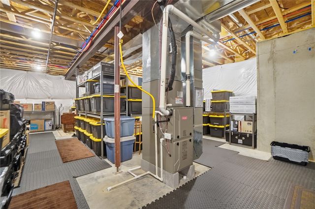 9509 Monaco Circle, Clearcreek Twp, OH 45458