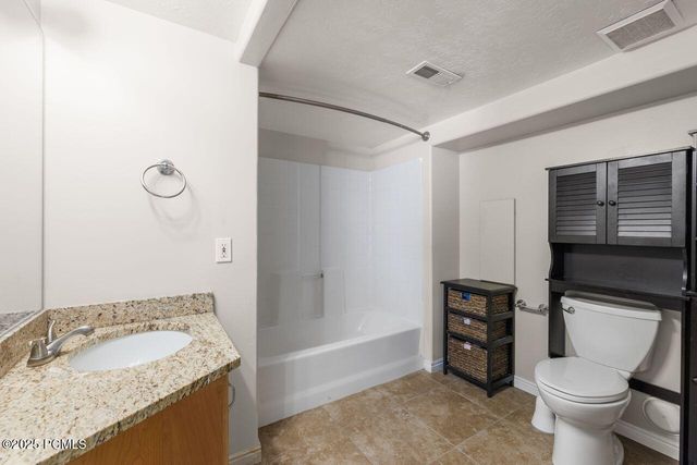 7819 S Spruce Tree Lane, Sandy, UT 84094