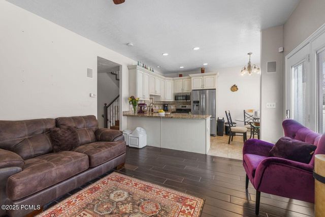 7819 S Spruce Tree Lane, Sandy, UT 84094