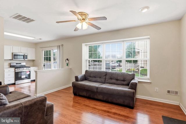 2401 GRAMERCY WAY, Mount Laurel, NJ 08054