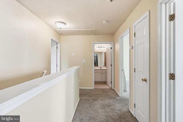 2401 GRAMERCY WAY, Mount Laurel, NJ 08054