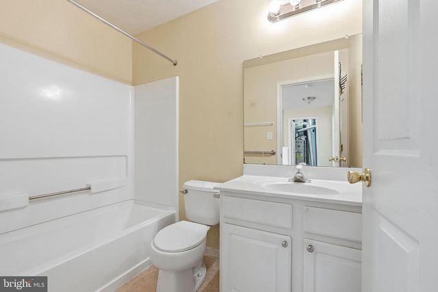 2401 GRAMERCY WAY, Mount Laurel, NJ 08054