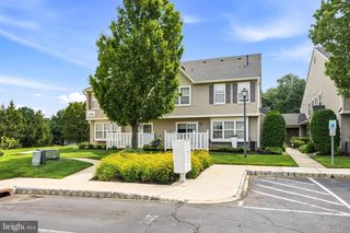 2401 GRAMERCY WAY, Mount Laurel, NJ 08054
