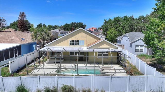 844 BERWICK DR, Davenport, FL 33897