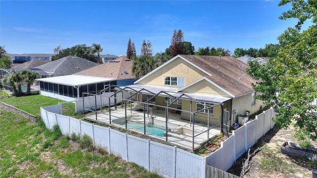 844 BERWICK DR, Davenport, FL 33897
