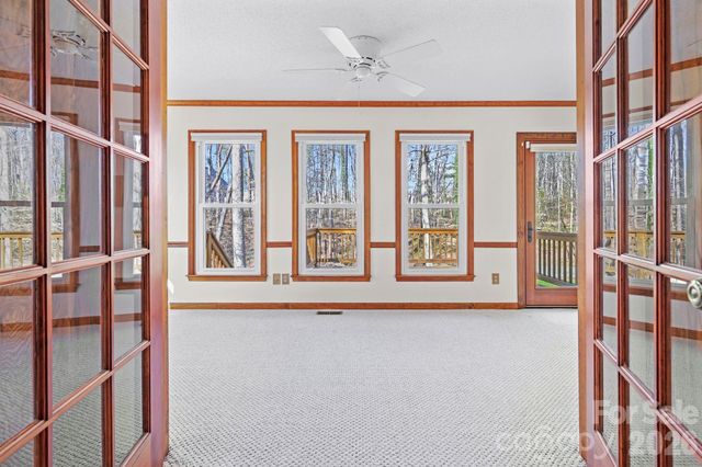 109 Normandy Avenue, Boonville, NC 27011