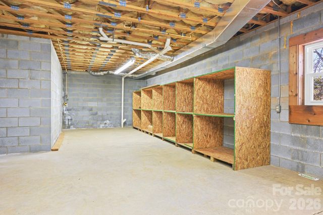 109 Normandy Avenue, Boonville, NC 27011