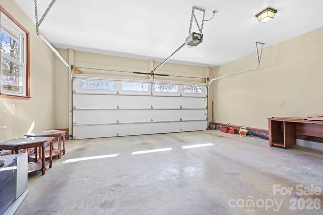 109 Normandy Avenue, Boonville, NC 27011
