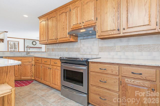 109 Normandy Avenue, Boonville, NC 27011