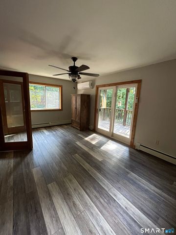 133 Mountain Road, Torrington, CT 06790
