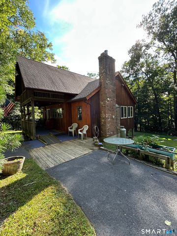 133 Mountain Road, Torrington, CT 06790
