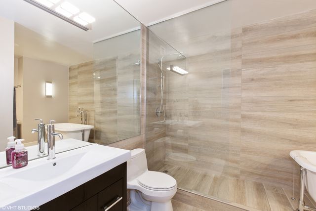 100 E Bellevue Place 4A, Chicago, IL 60611