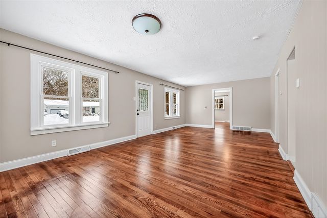 902 Wilson Avenue, Norton Shores, MI 49441