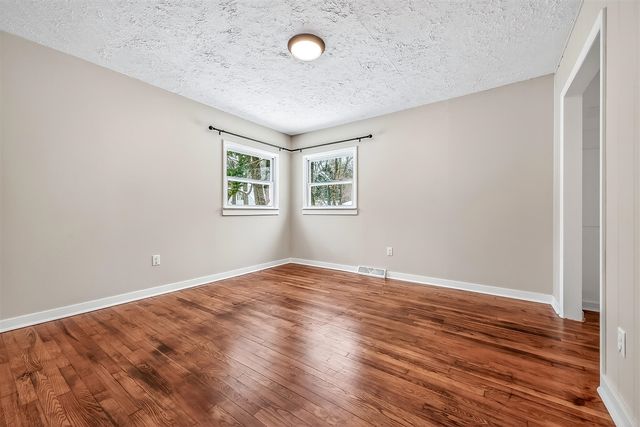 902 Wilson Avenue, Norton Shores, MI 49441