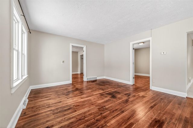 902 Wilson Avenue, Norton Shores, MI 49441