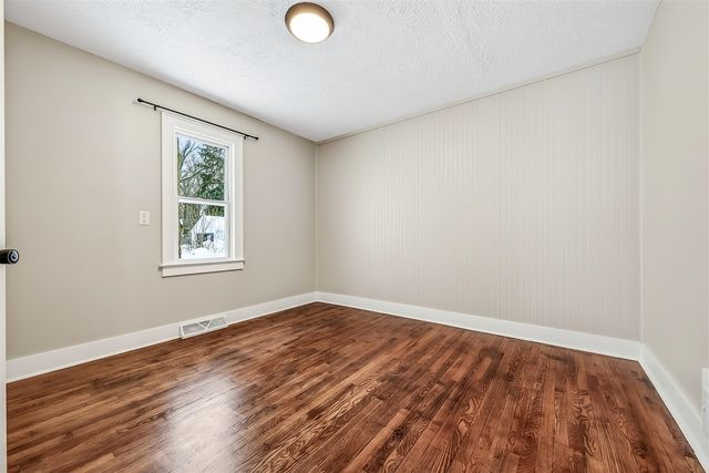 902 Wilson Avenue, Norton Shores, MI 49441