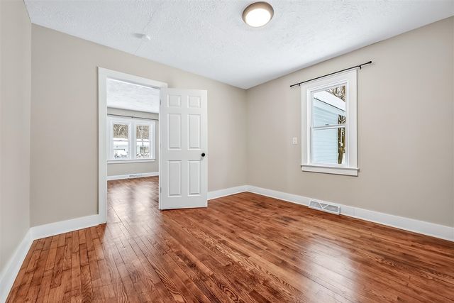 902 Wilson Avenue, Norton Shores, MI 49441