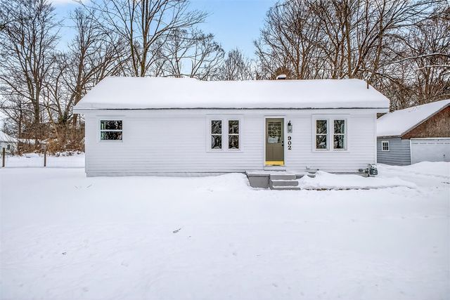902 Wilson Avenue, Norton Shores, MI 49441
