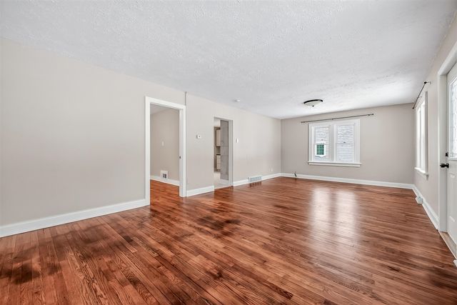 902 Wilson Avenue, Norton Shores, MI 49441