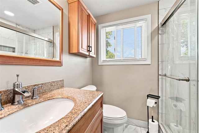 31040 Stephen Avenue, Westland, MI 48185