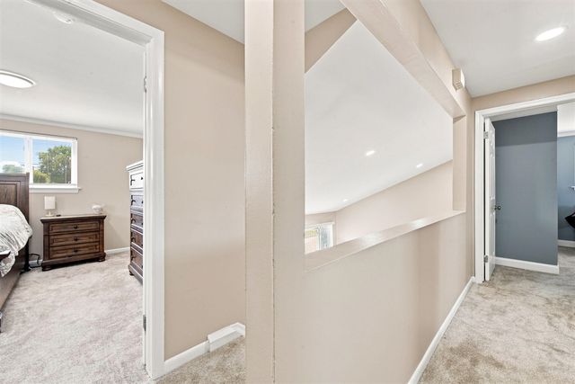 31040 Stephen Avenue, Westland, MI 48185