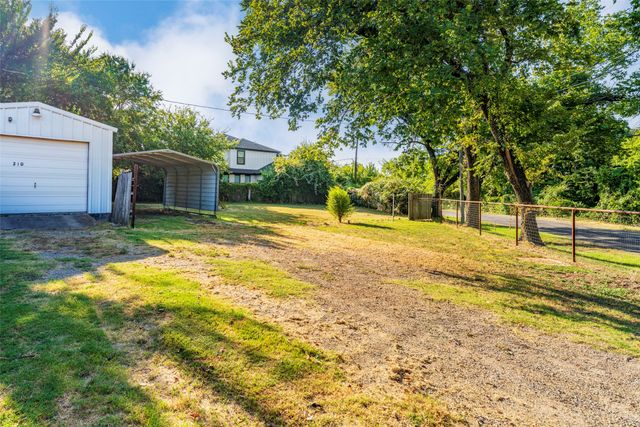 310 North Road, Kennedale, TX 76060