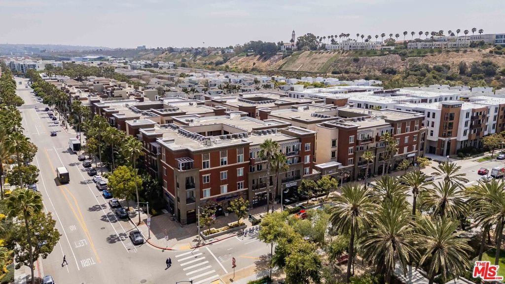 6020 Seabluff Drive 416, Playa Vista, CA 90094