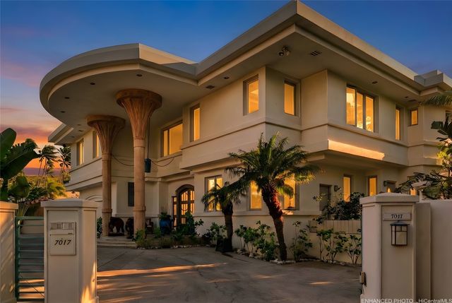 7017 Kalanianaole Highway, Honolulu, HI 96825