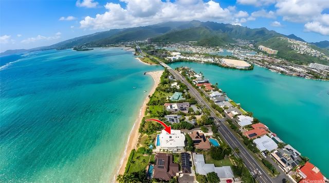 7017 Kalanianaole Highway, Honolulu, HI 96825