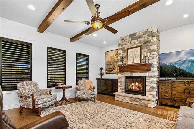 7105 N Pinseeker Pl, Meridian, ID 83646