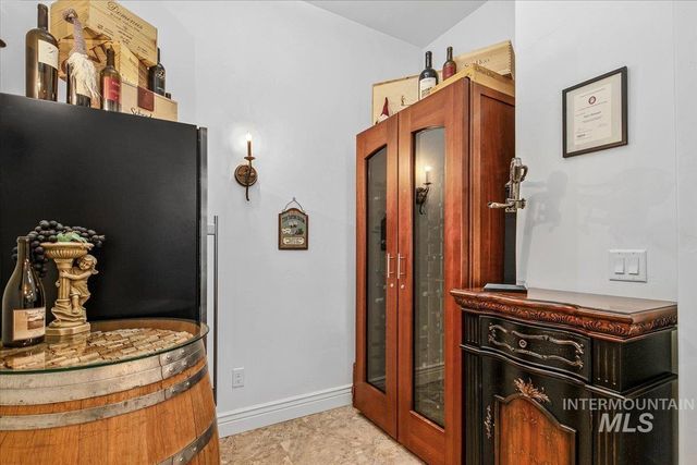 7105 N Pinseeker Pl, Meridian, ID 83646