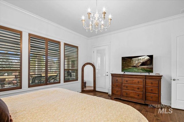 7105 N Pinseeker Pl, Meridian, ID 83646