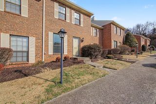 242 Thistle Ln # 242, Hermitage, TN 37076