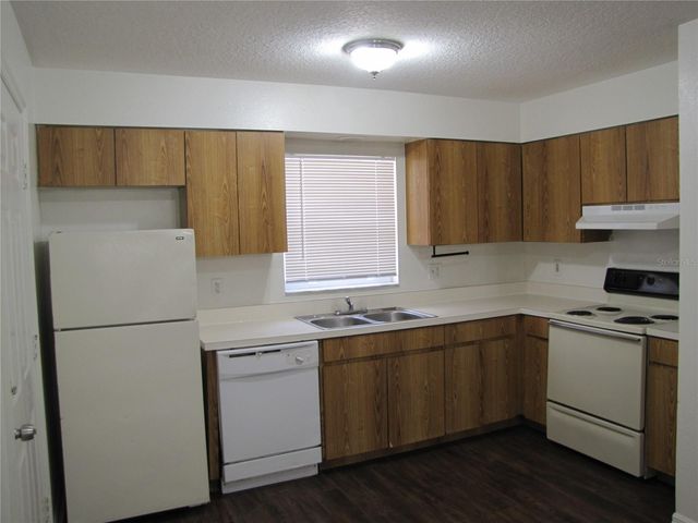 3603 TEMPLE STREET B, Tampa, FL 33619