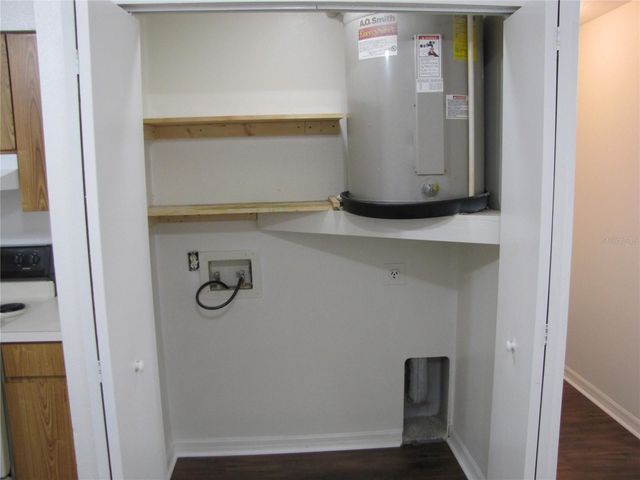 3603 TEMPLE STREET B, Tampa, FL 33619