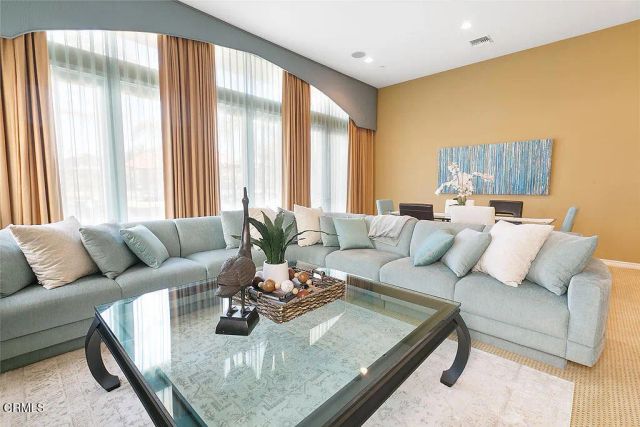 1464 Twin Tides Place, Oxnard, CA 93035