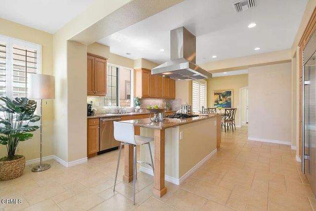 1464 Twin Tides Place, Oxnard, CA 93035