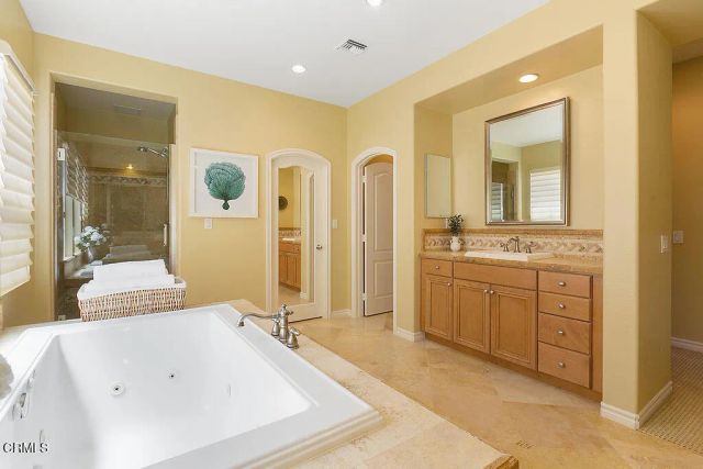 1464 Twin Tides Place, Oxnard, CA 93035