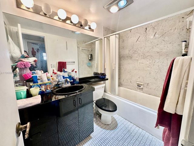 8960 S Hollybrook Blvd 109, Pembroke Pines, FL 33025